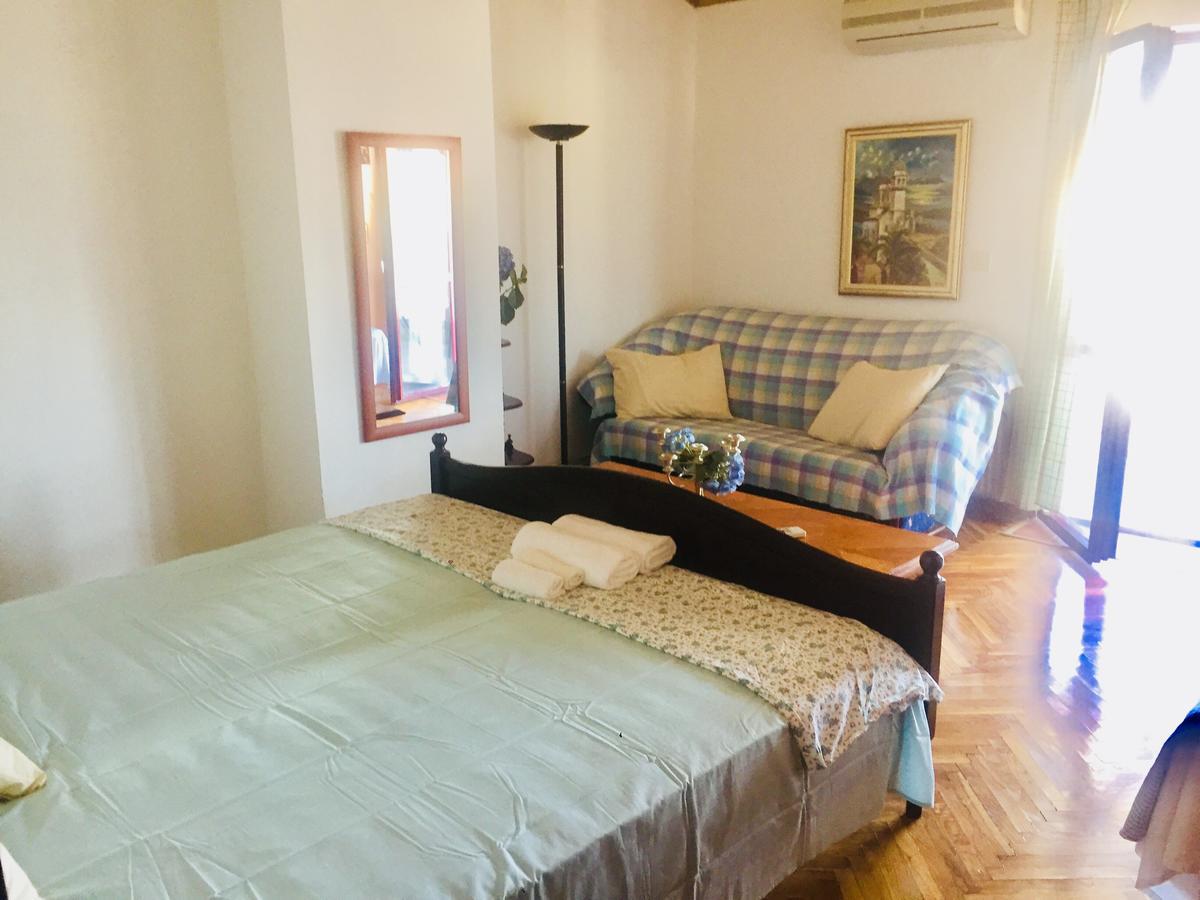 Guest House Vila Eli Herceg Novi Bagian luar foto
